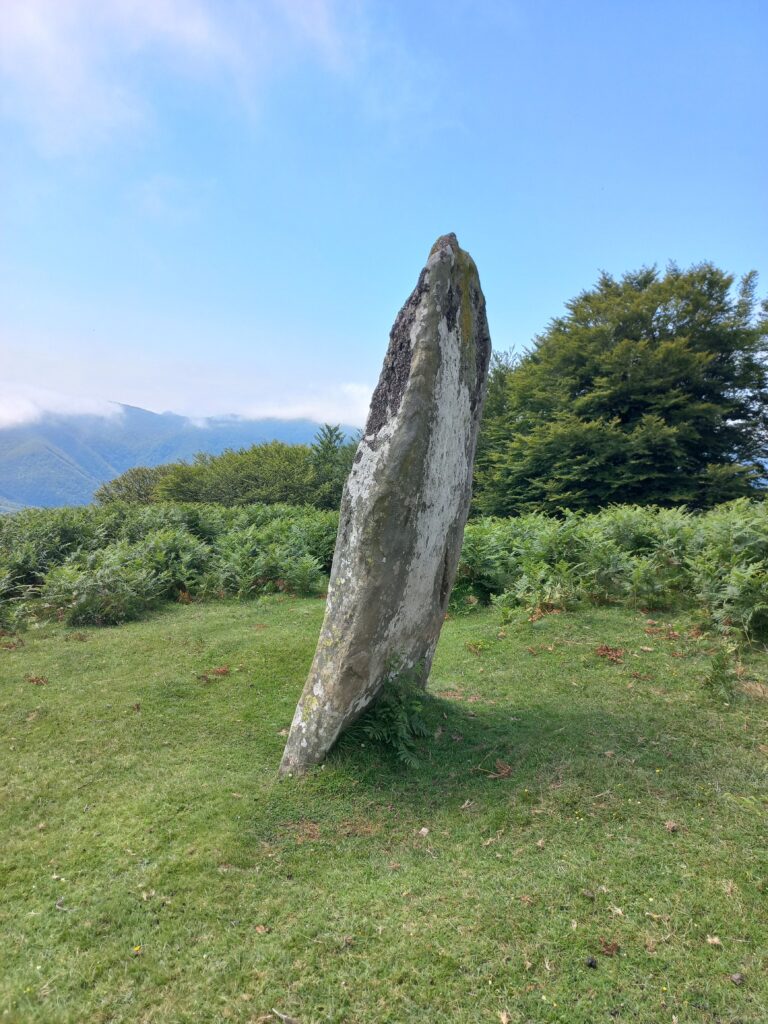 menhir, mégalithe, pays basque
